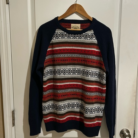 O’Hanlon Mills Lambs Wool Blend Navy Blue Red And Gray Sweater - Picture 1 of 4